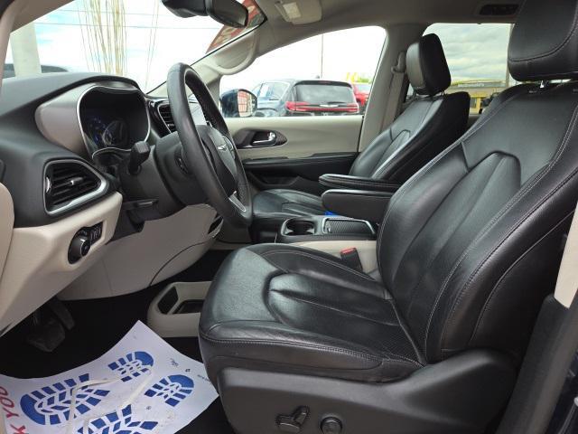 used 2022 Chrysler Pacifica car, priced at $21,363