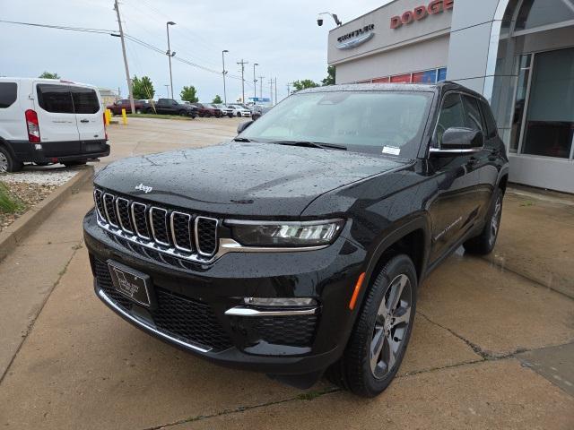 new 2025 Jeep Grand Cherokee car, priced at $43,635