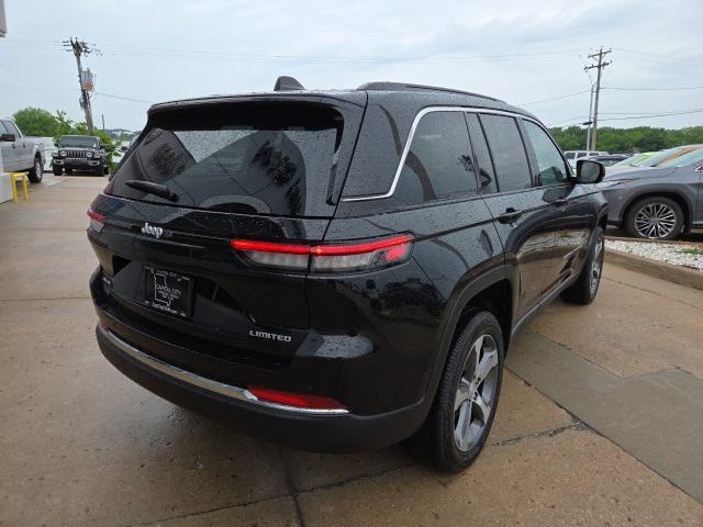new 2025 Jeep Grand Cherokee car, priced at $43,635