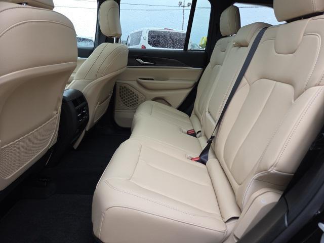 new 2025 Jeep Grand Cherokee car, priced at $43,635