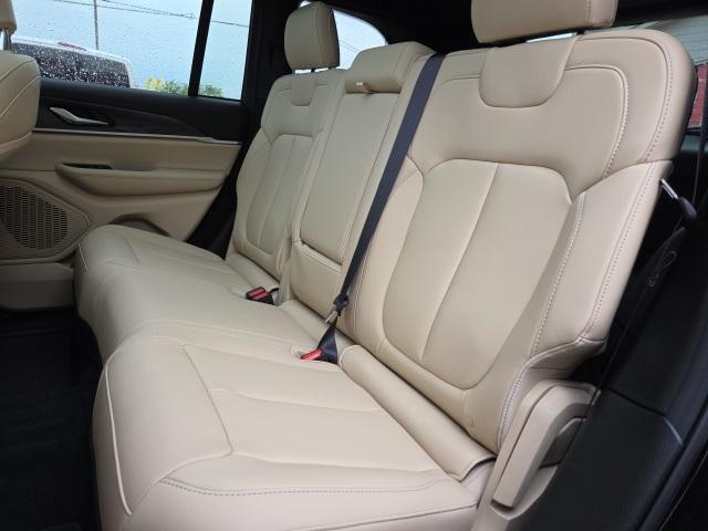 new 2025 Jeep Grand Cherokee car, priced at $43,635