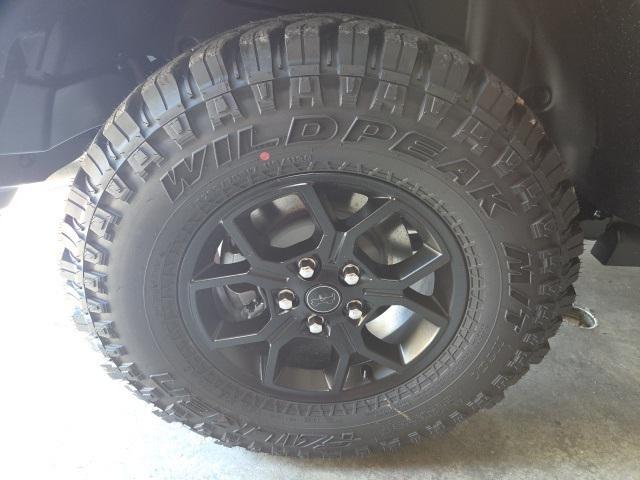 new 2025 Jeep Wrangler car, priced at $43,575