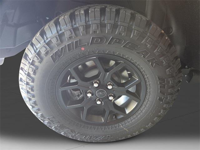 new 2025 Jeep Wrangler car, priced at $43,575