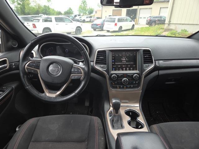 used 2016 Jeep Grand Cherokee car, priced at $11,207