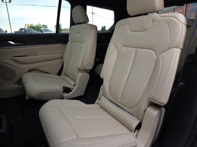 new 2025 Jeep Grand Cherokee L car, priced at $45,835