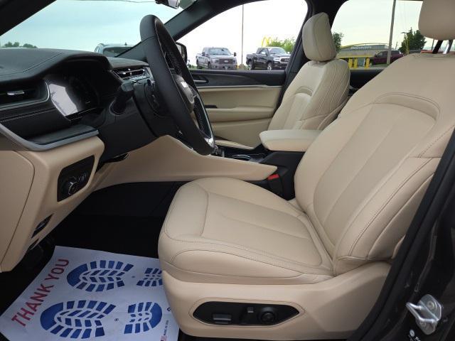new 2025 Jeep Grand Cherokee L car, priced at $45,835