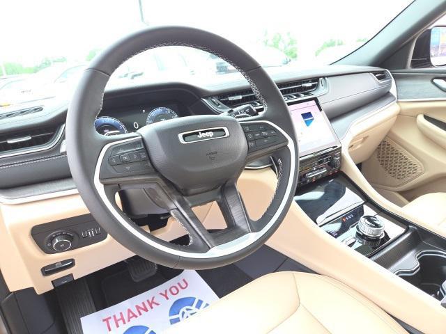 new 2025 Jeep Grand Cherokee L car, priced at $45,835
