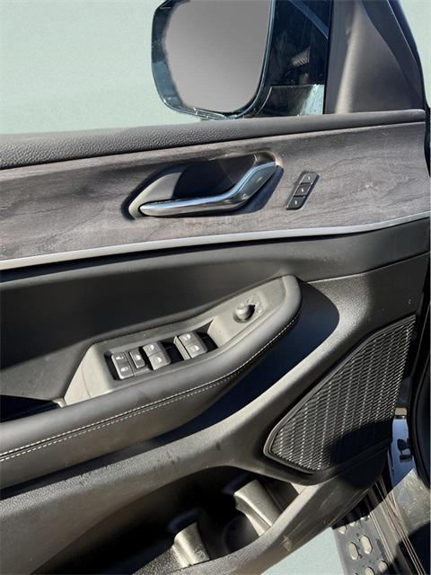 used 2024 Jeep Grand Cherokee L car, priced at $35,464