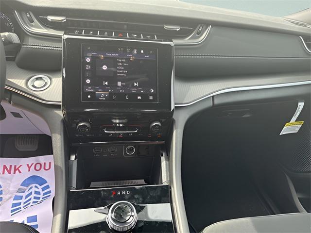 new 2025 Jeep Grand Cherokee L car, priced at $36,625