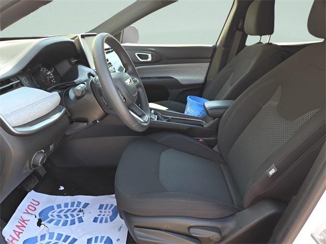 new 2025 Jeep Compass car, priced at $22,495