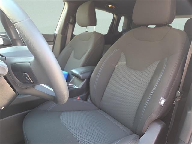 new 2025 Jeep Compass car, priced at $22,495