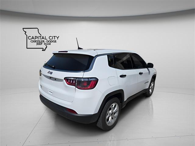 new 2025 Jeep Compass car, priced at $22,495