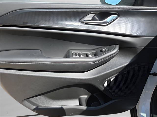 new 2025 Jeep Grand Cherokee car, priced at $39,885