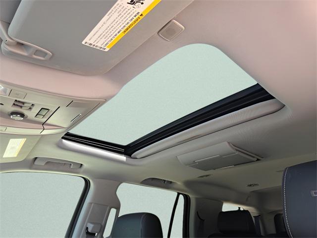 used 2017 GMC Yukon car, priced at $24,769