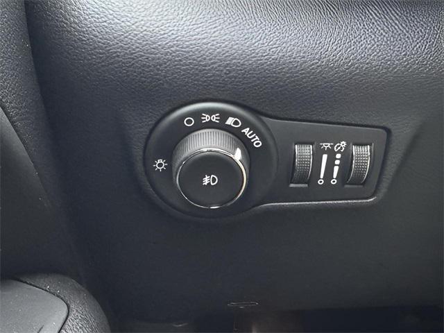 new 2026 Jeep Compass car, priced at $27,405