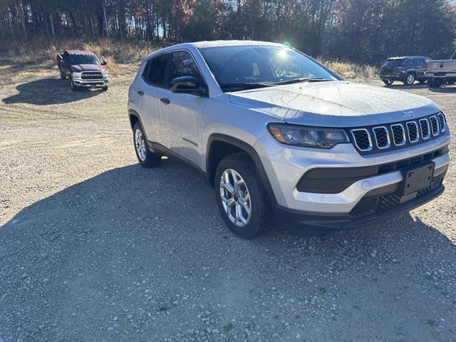 new 2025 Jeep Compass car, priced at $25,090