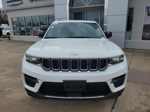 new 2025 Jeep Grand Cherokee car, priced at $44,795