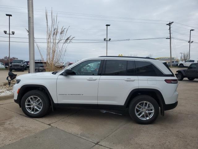 new 2025 Jeep Grand Cherokee car, priced at $44,795