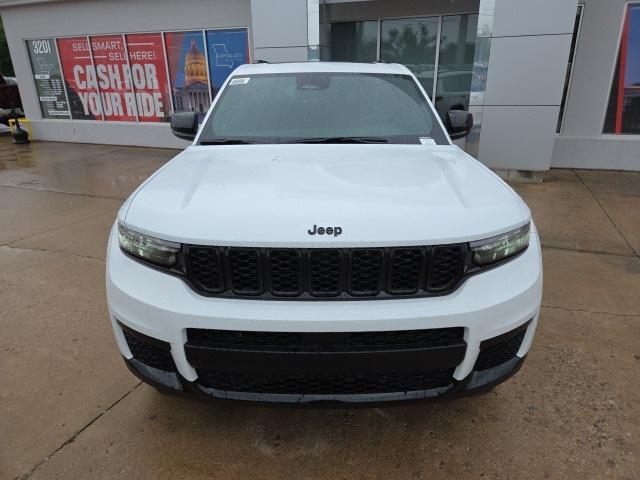 new 2025 Jeep Grand Cherokee L car, priced at $41,385