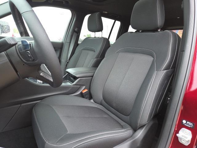new 2025 Jeep Grand Cherokee car, priced at $31,999