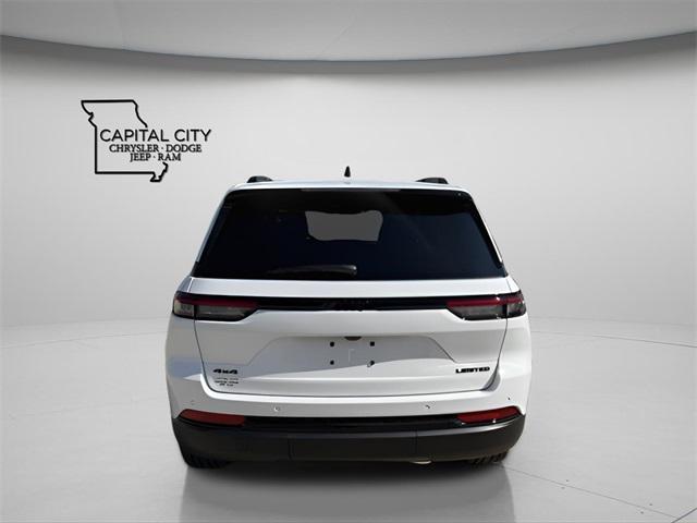 new 2025 Jeep Grand Cherokee car, priced at $41,390