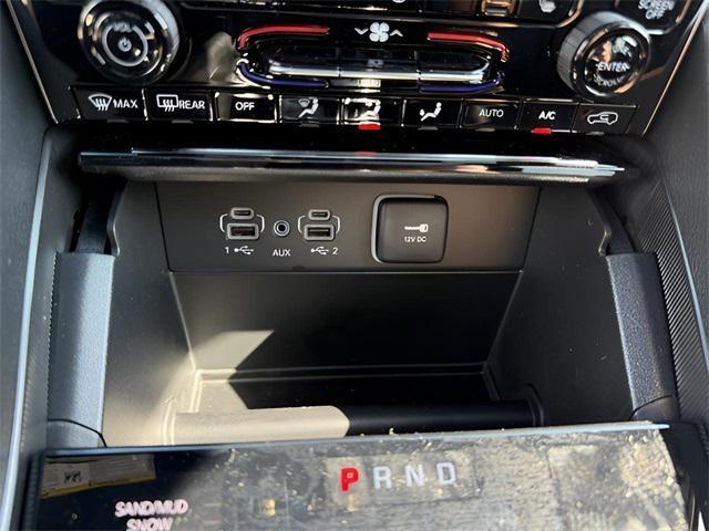 new 2025 Jeep Grand Cherokee car, priced at $41,390