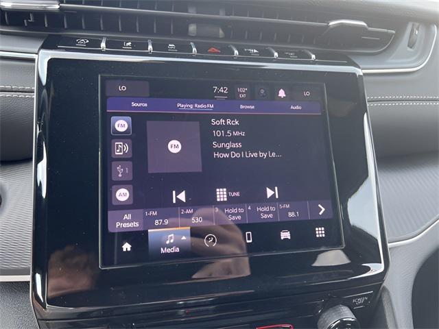 new 2025 Jeep Grand Cherokee L car, priced at $33,500