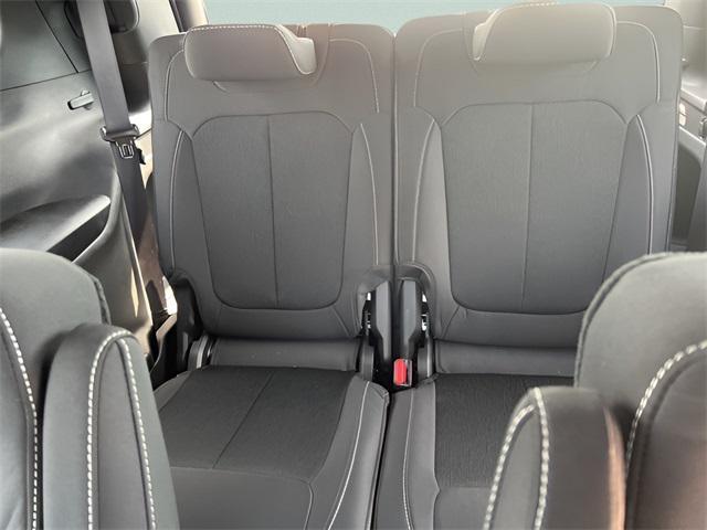 new 2025 Jeep Grand Cherokee L car, priced at $33,500