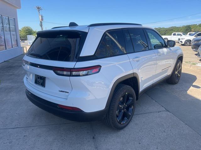 new 2025 Jeep Grand Cherokee car, priced at $45,935