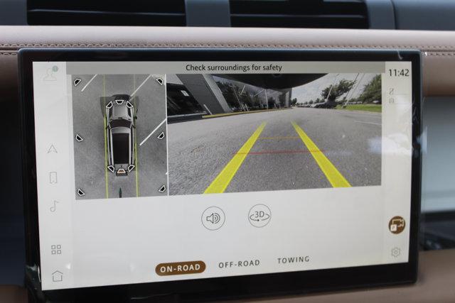 new 2025 Land Rover Defender car