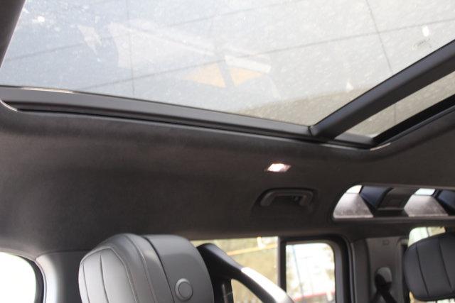 new 2025 Land Rover Defender car