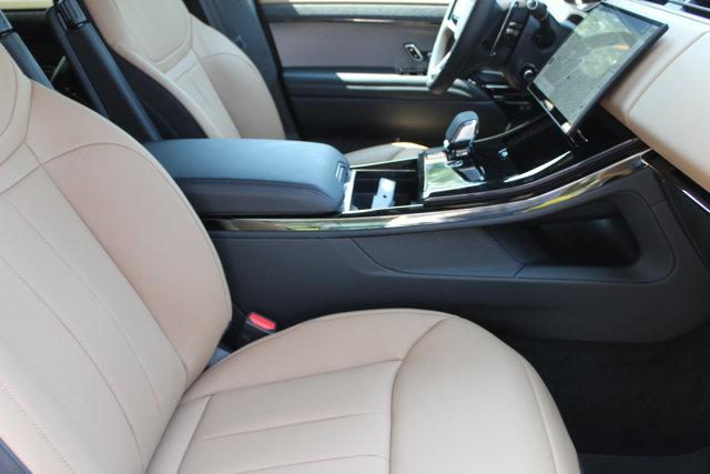 new 2025 Land Rover Range Rover Sport car
