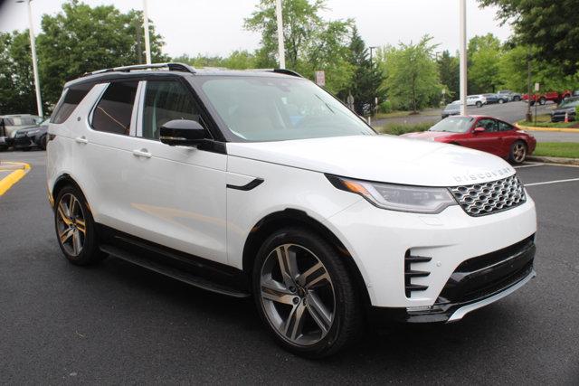new 2025 Land Rover Discovery car