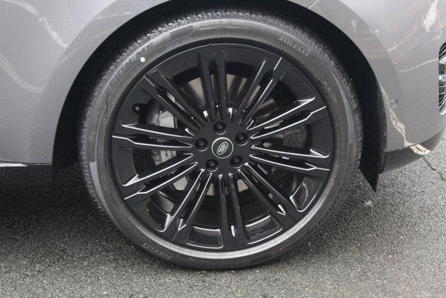 new 2025 Land Rover Range Rover car