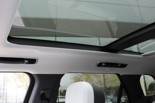 new 2025 Land Rover Range Rover Sport car