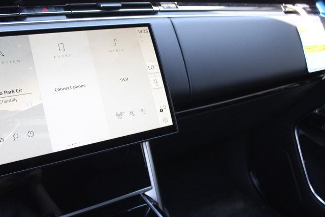 new 2025 Land Rover Range Rover car