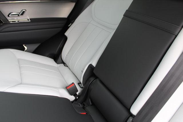 new 2025 Land Rover Range Rover Sport car