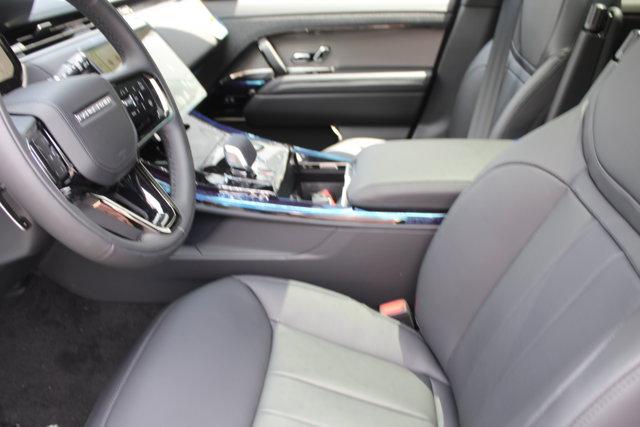 new 2025 Land Rover Range Rover Sport car