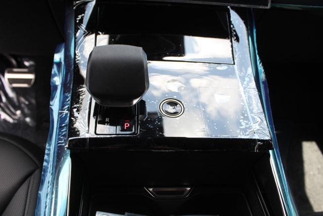 new 2025 Land Rover Range Rover Sport car