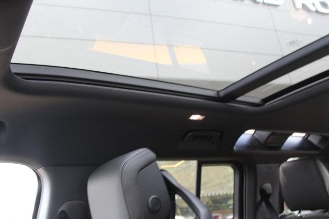 new 2025 Land Rover Defender car