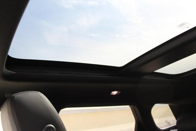 new 2026 Land Rover Range Rover Evoque car