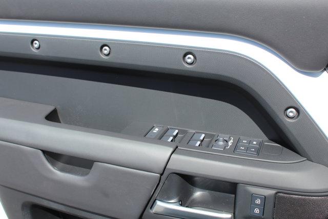 new 2025 Land Rover Defender car