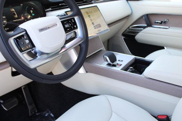 new 2025 Land Rover Range Rover car