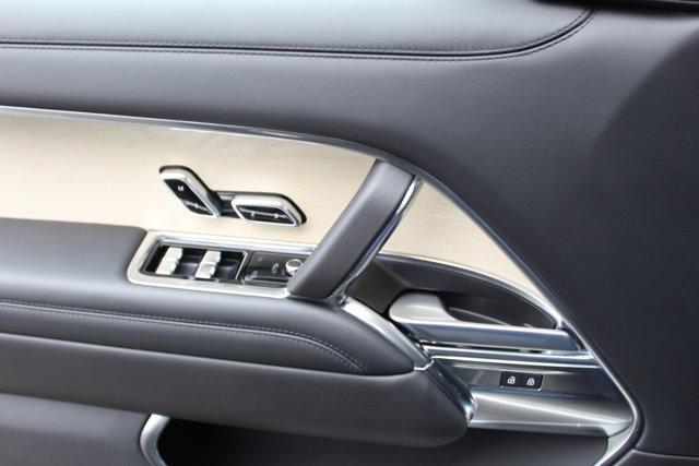 new 2025 Land Rover Range Rover car