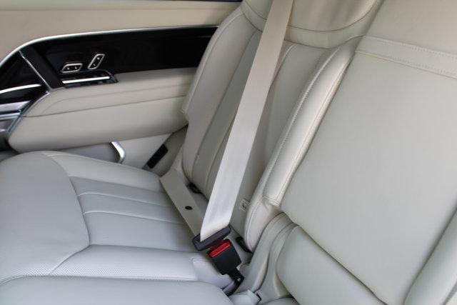 new 2025 Land Rover Range Rover car