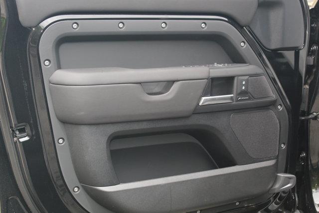 new 2025 Land Rover Defender car