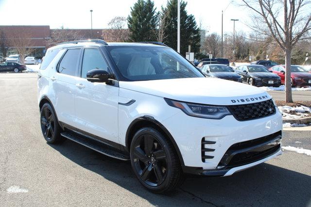 new 2025 Land Rover Discovery car, priced at $77,868