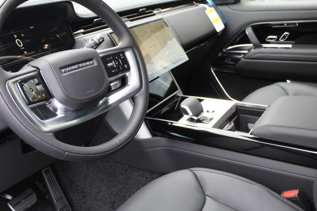 new 2025 Land Rover Range Rover car
