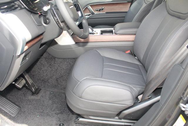 new 2025 Land Rover Range Rover car
