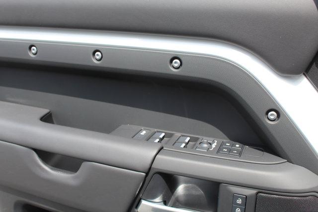 new 2025 Land Rover Defender car